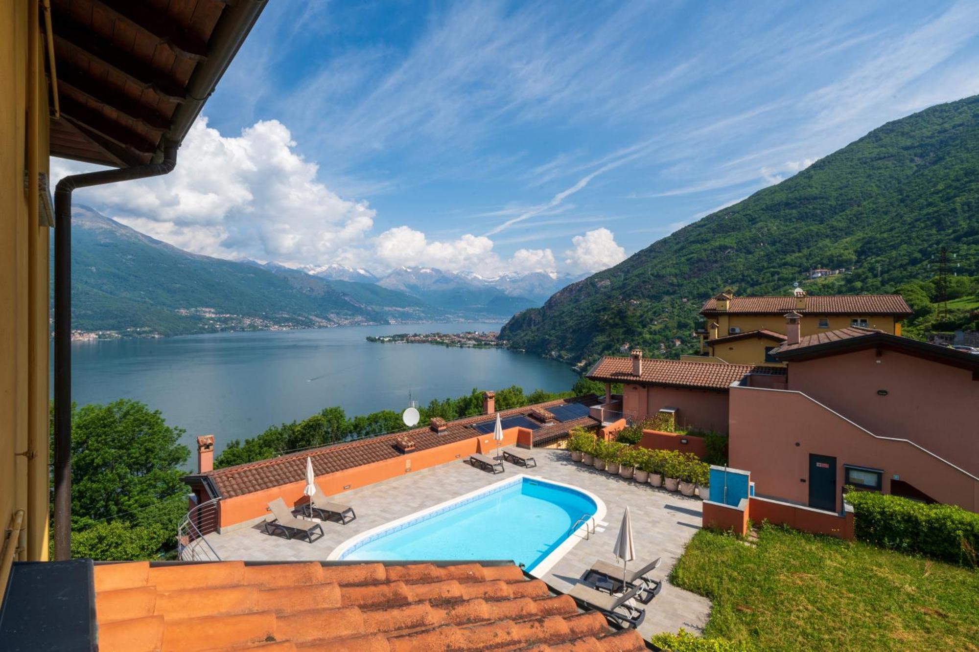 Stunning Apartment- Terrace And Swimming Pool Bellano Exterior foto